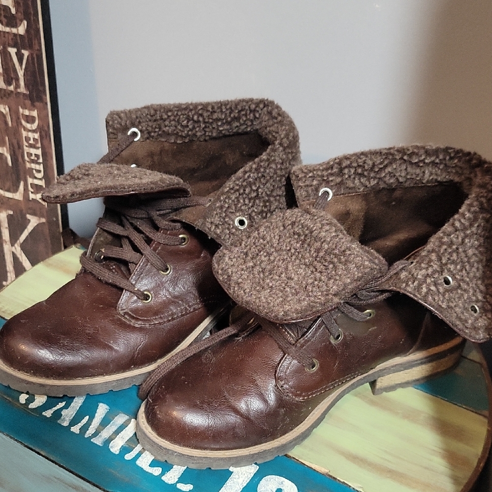 Bass Dark Brown Women's Boots